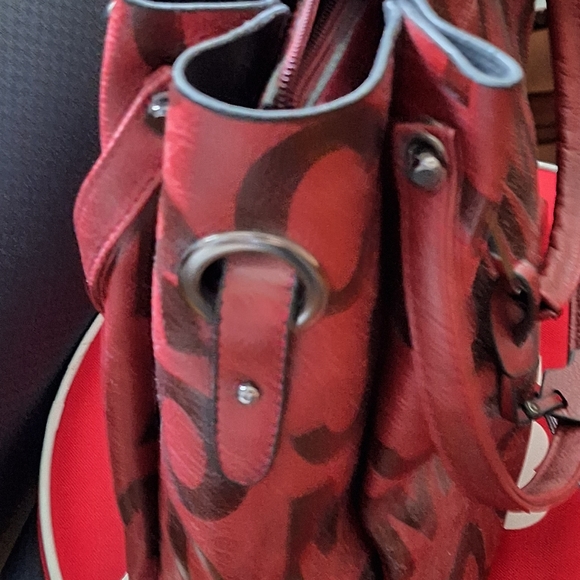 65.Split Leather Pattern Letter Handbag. NWNT - Picture 4 of 5